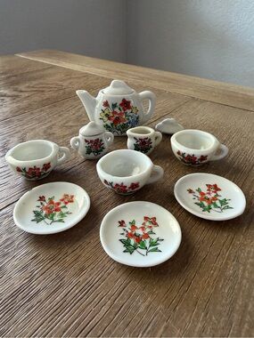 Vintage Miniature Porcelain Tea Set Made in Japan, Floral Pattern, 12 piece, EUC